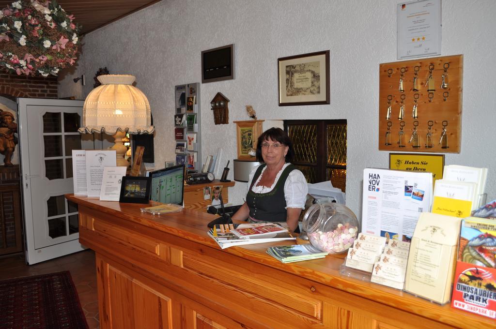 Hotel & Restaurant Bei Hoelzchen Hannover Eksteriør billede